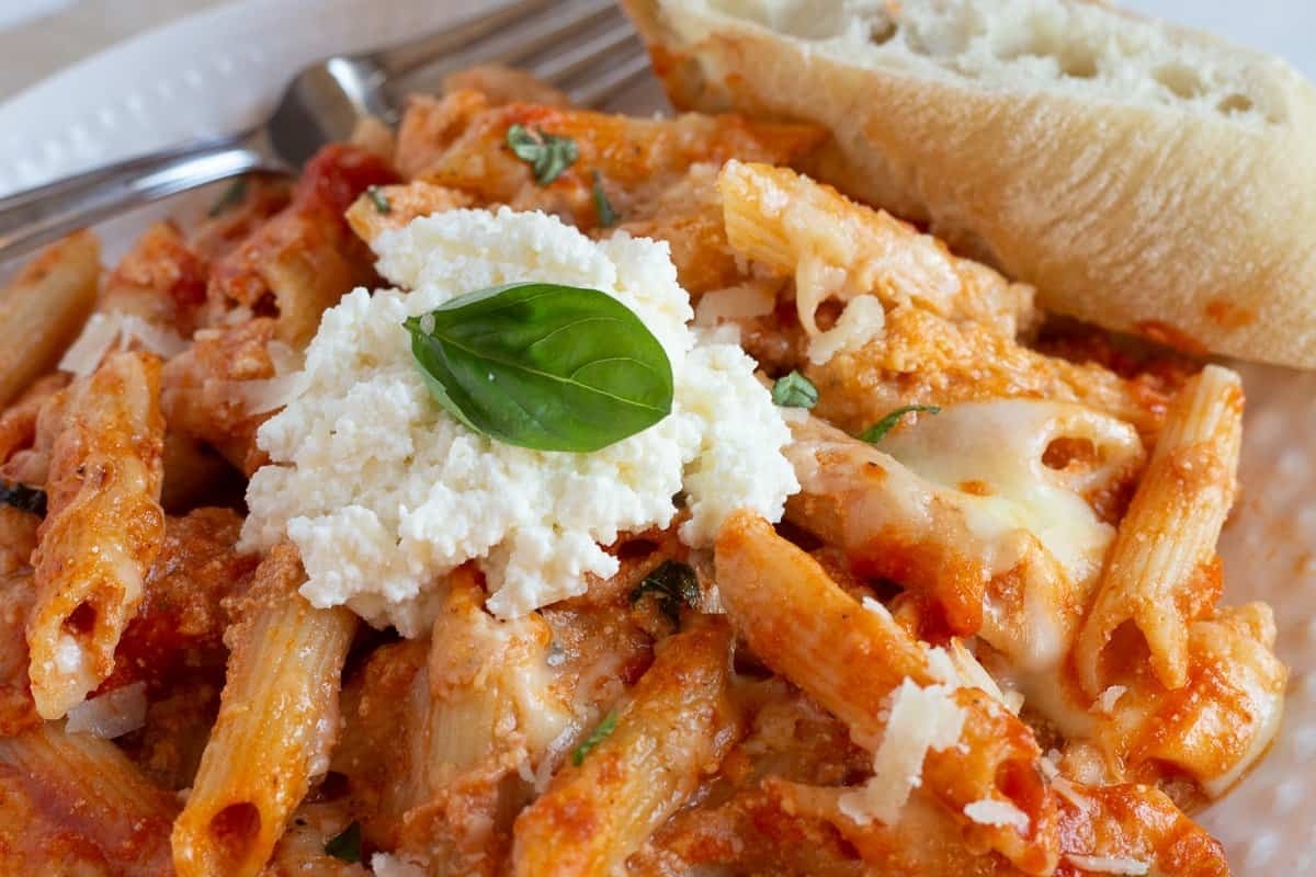 94 Spot-On Copycat Recipes You'll Regret Not Trying Sooner 94 Cheesecake Factory Four Cheese Pasta.