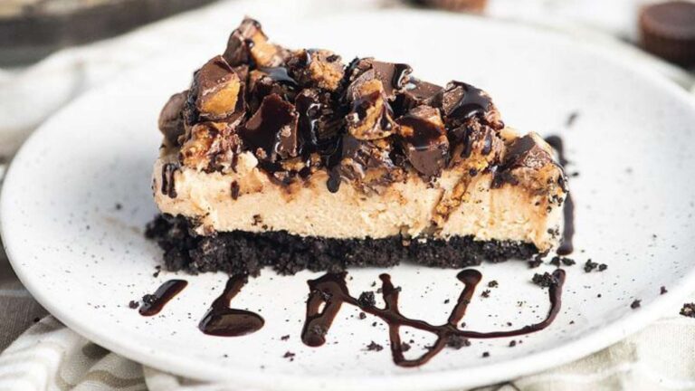 Creamy Dreamy Chocolate Peanut Butter Pie recipe by xoxoBella.