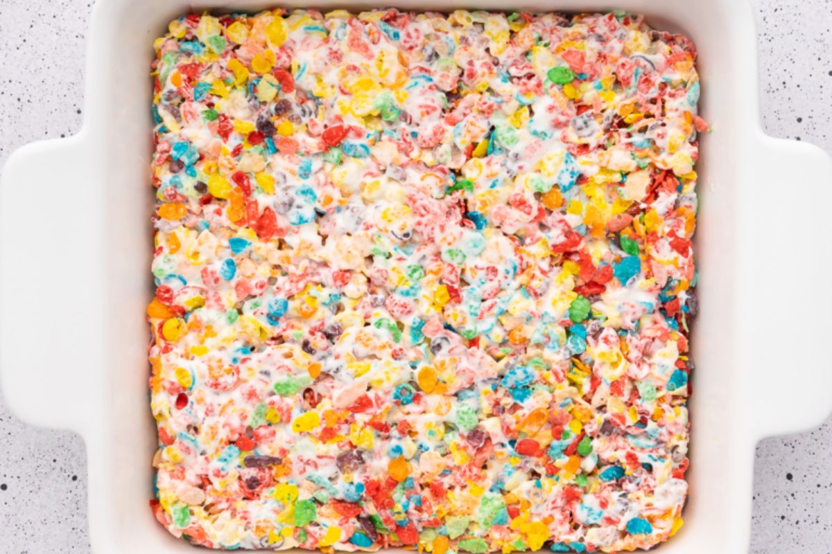 32 Kid's Birthday Party Food Ideas for a Fantastic Fun Time 30 Air Fryer Fruity Pebbles Treats