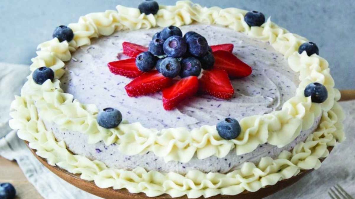 Blueberry Vanilla Ice Cream Cake Recipe With Cream Cheese Frosting.