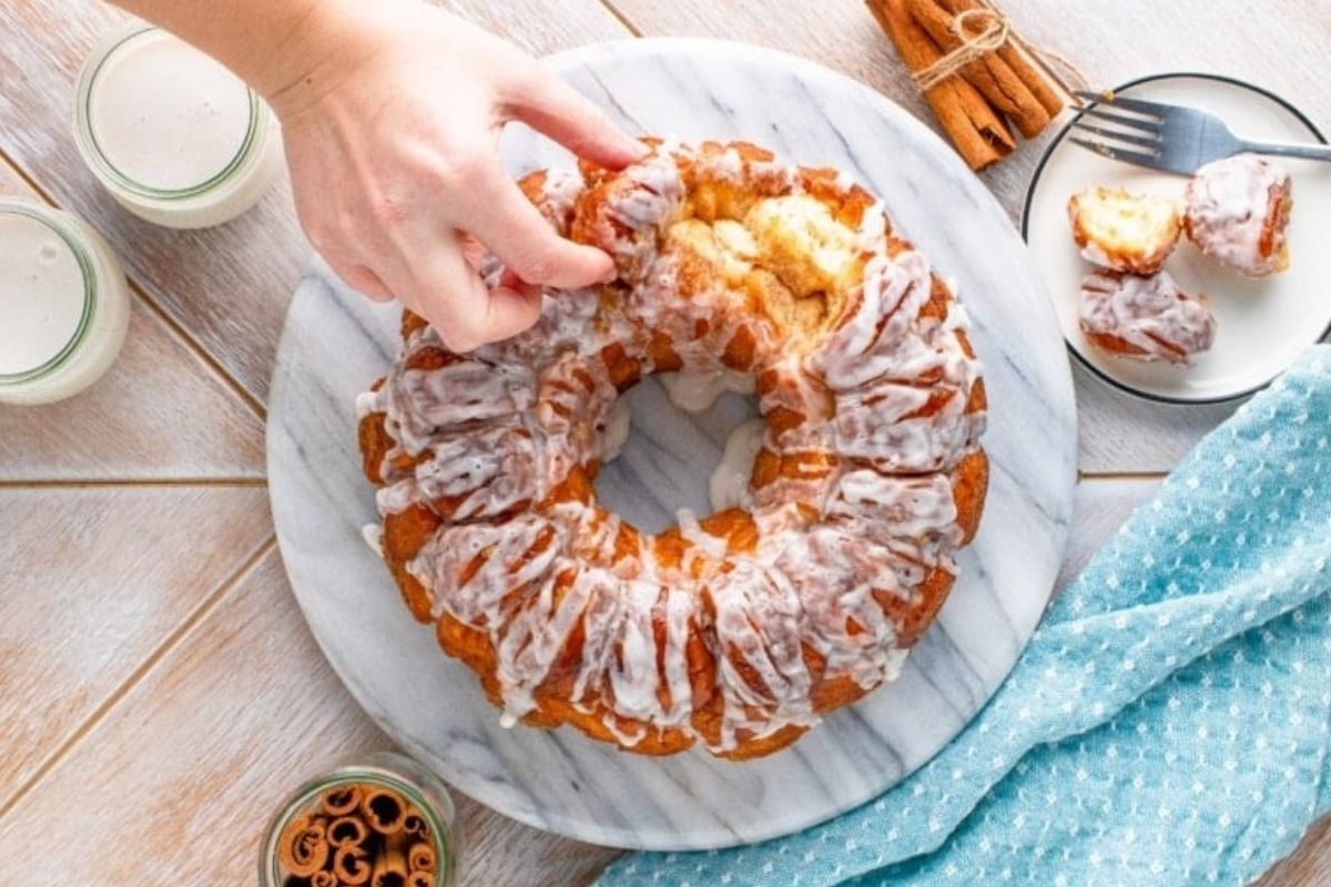 Easy Caramel Cinnamon Pull Apart Bread Pillsbury