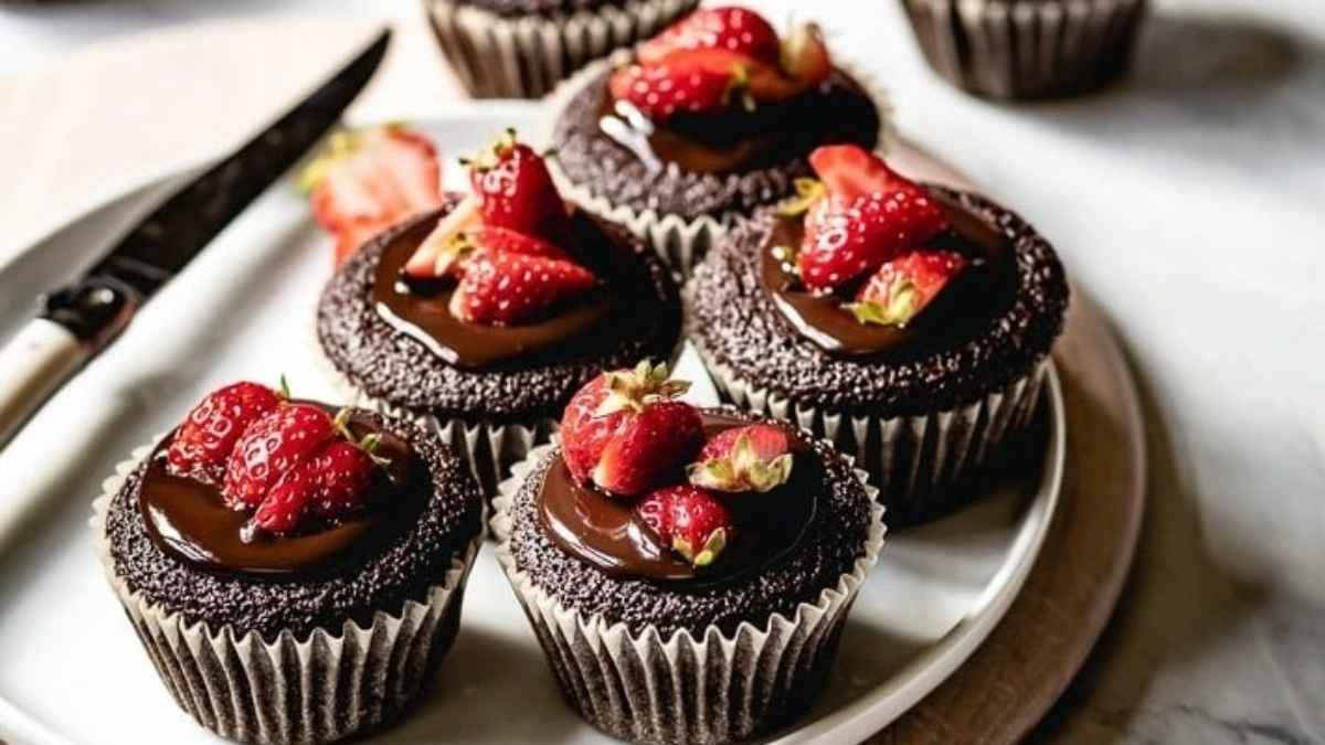 Flourless Chocolate Cupcakes {Gluten Free }.
