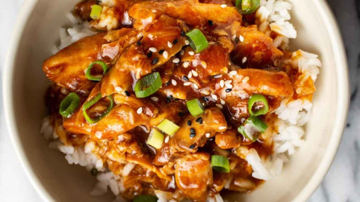 Slow Cooker Chicken Thighs Korean Style.