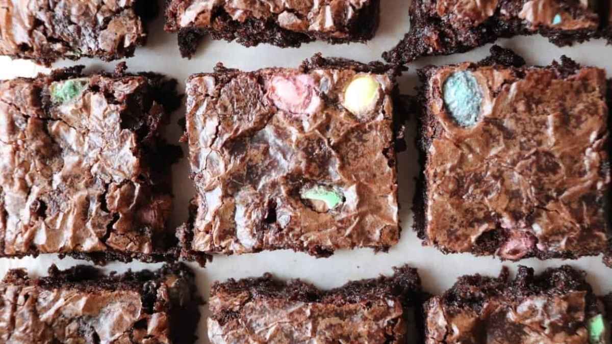 Mini Egg Brownie Recipe.