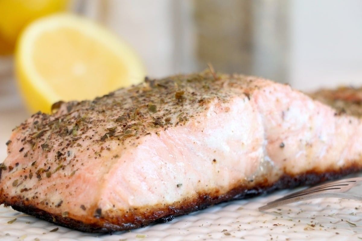 Fresh and Tasty Spring Comfort Food Ideas 12 Olive Garden Herb Grilled Salmon