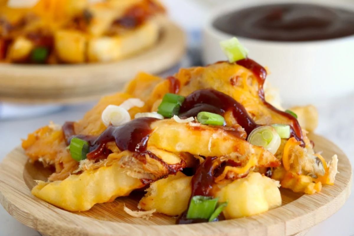32 Kid's Birthday Party Food Ideas for a Fantastic Fun Time 16 Pulled Pork Fries