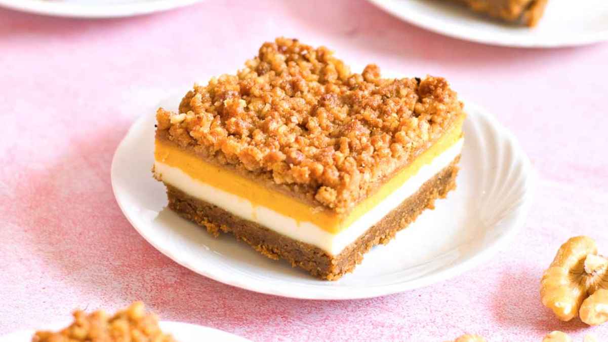 Pumpkin Cheesecake Bars With Walnuts & Browned Butter. 