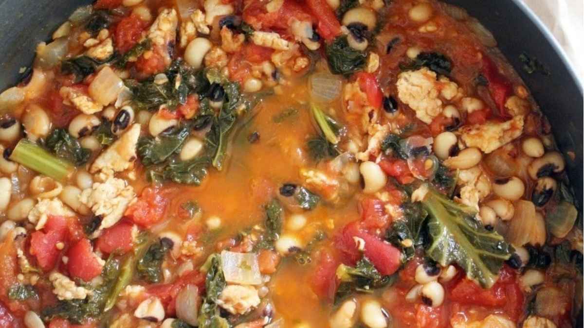 Turkey Black-Eyed Pea Soup W/ Kale And Tomatoes. 