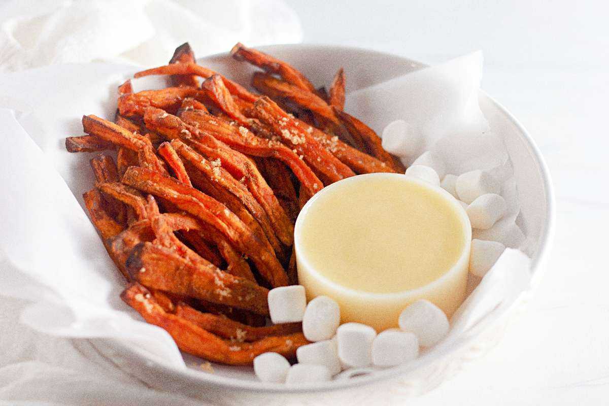 Creamy Delicious Marshmallow Desserts 16 Air Fryer Sweet Potato Fries With Marshmallow Dipping Sauce.