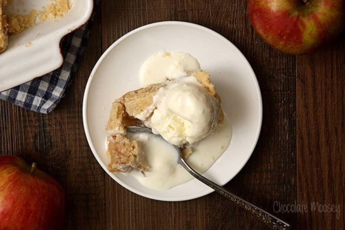 Apple Half Slab Pie. 