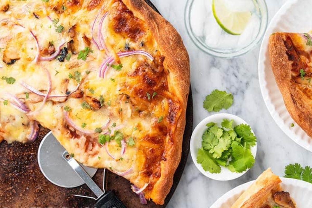 People Rave That These 64 Copycat Recipes Are Spot On 40 Best Copycat California Pizza Kitchen Bbq Chicken Pizza Recipe
