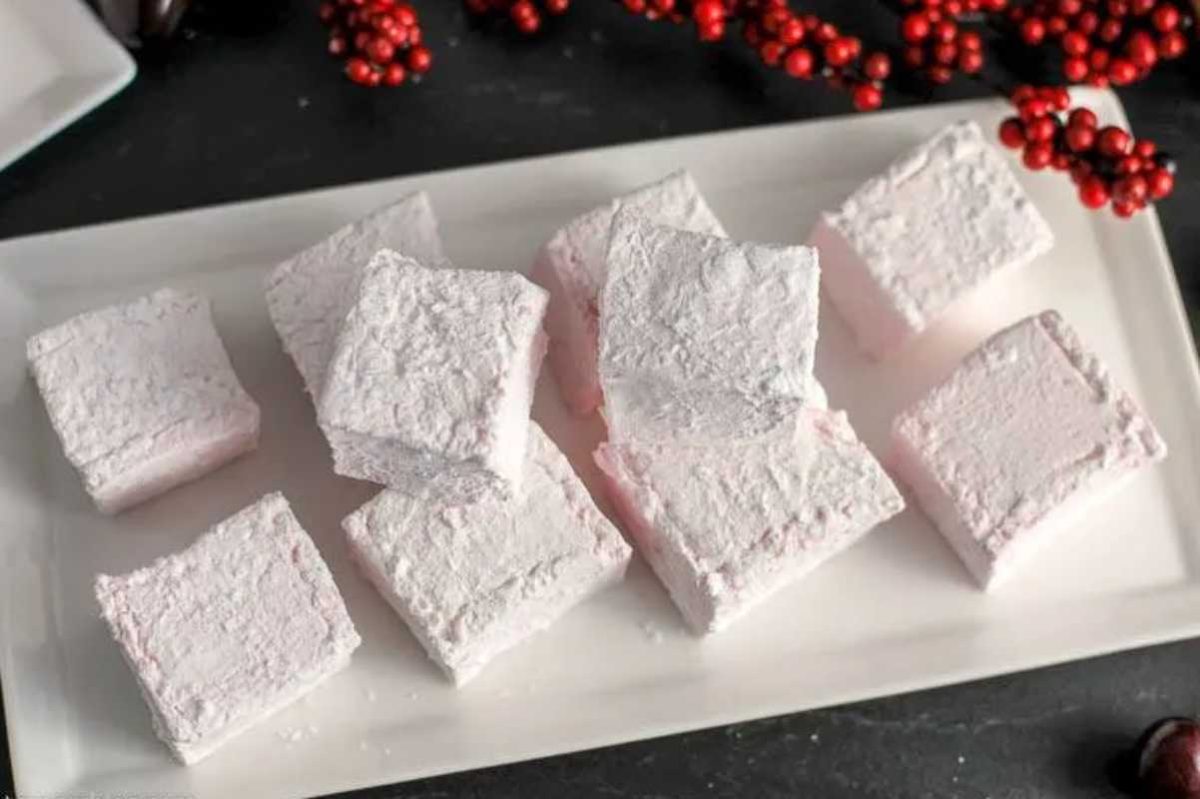 Creamy Delicious Marshmallow Desserts 15 Cherry Amaretto Boozy Homemade Marshmallows.