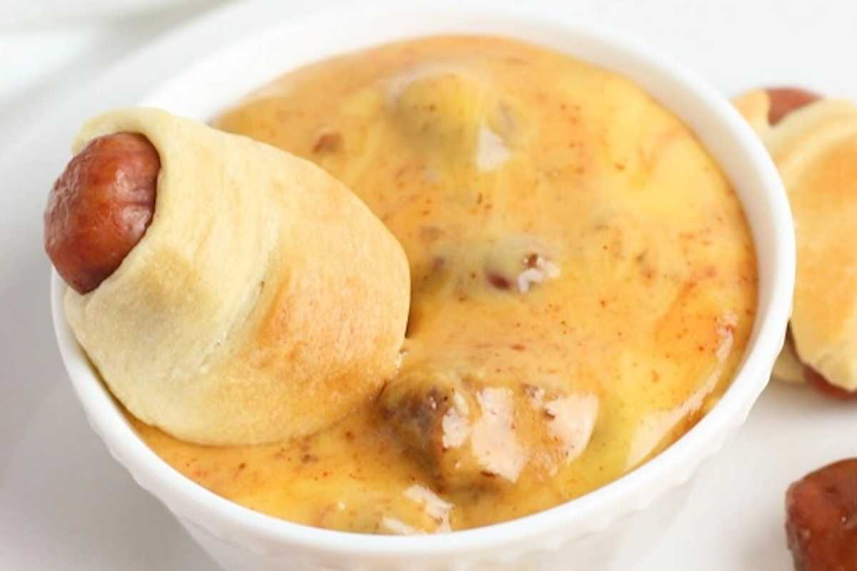 Little Smokies Crescent Rolls