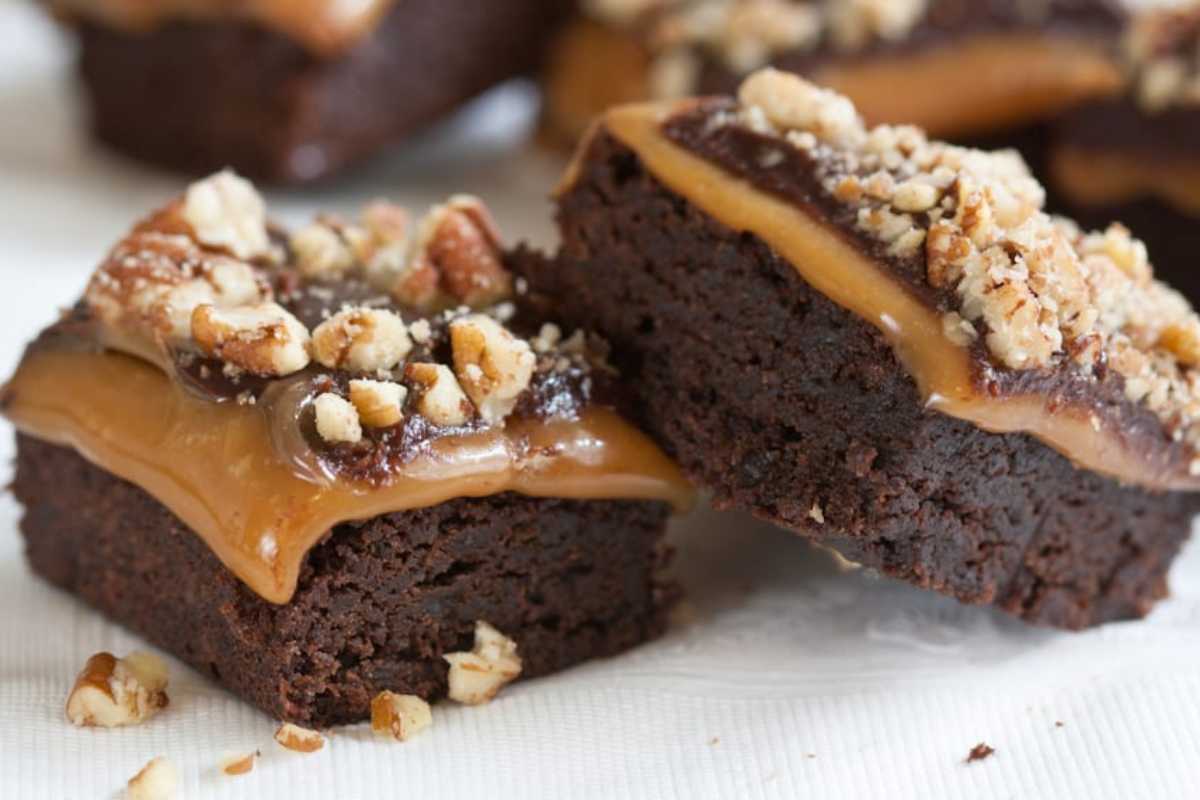 Easy Bake Sale Desserts 20 Millionaire Brownies.