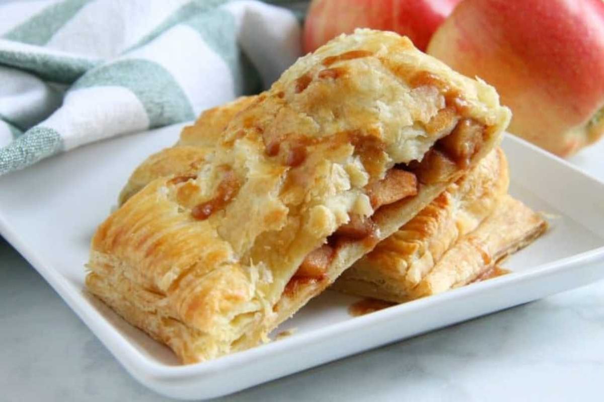 Puff Pastry Apple Slab Pie. 
