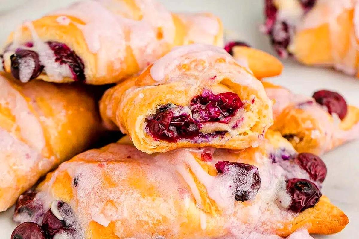 32 Flaky, Fantastic, and Fun Pillsbury Crescent Roll Recipes 5 air fryer blueberry cream cheese crescents