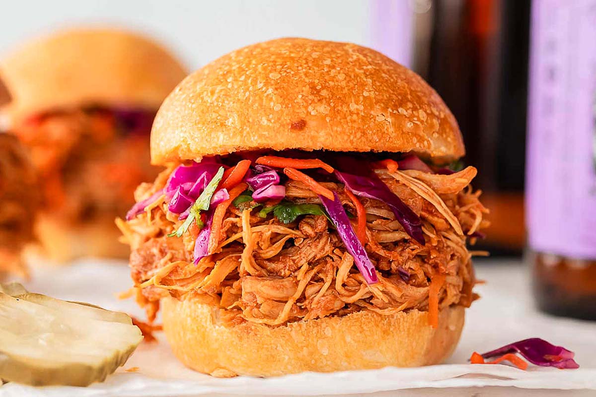 Slow Cooker Pulled Chicken Sliders.