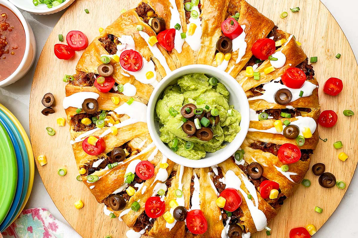 32 Flaky, Fantastic, and Fun Pillsbury Crescent Roll Recipes 12 taco ring recipe 13