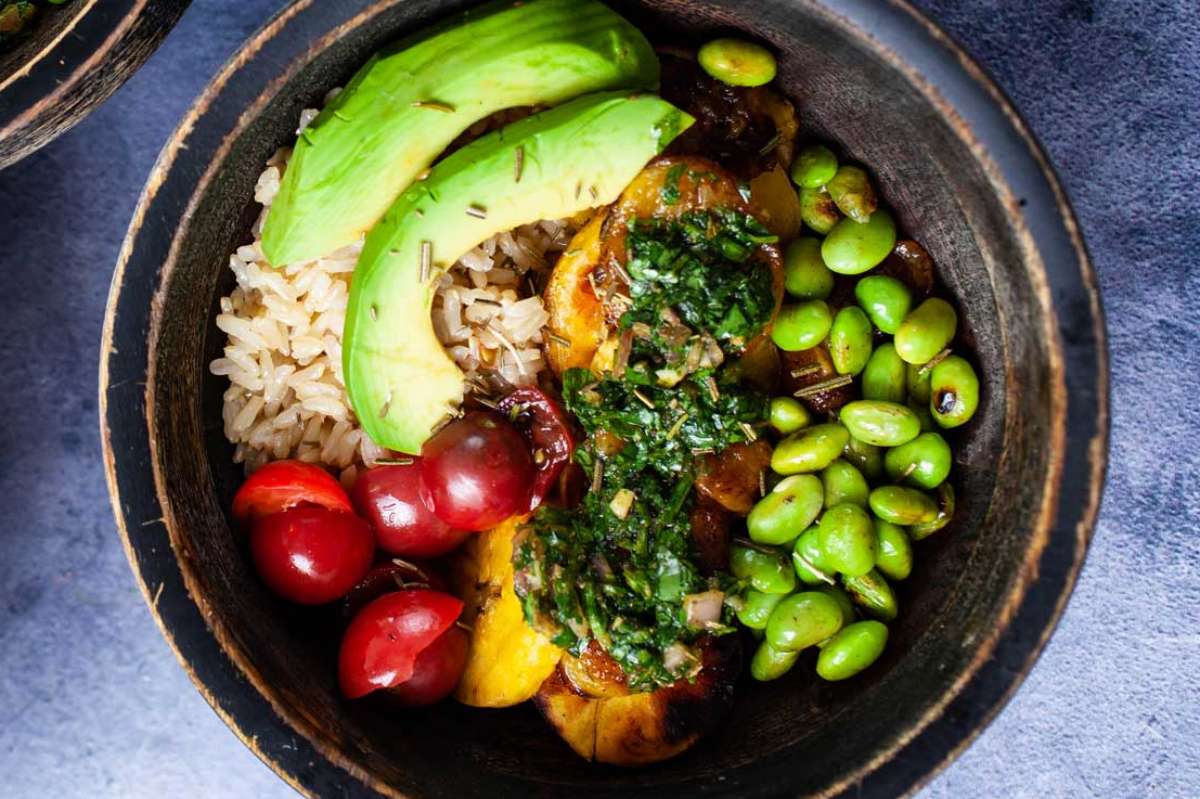 50 Spring Dinners You'll Make 100 Times 26 Avocado Plantain Rice Bowl Recipe With Edamame Beans.