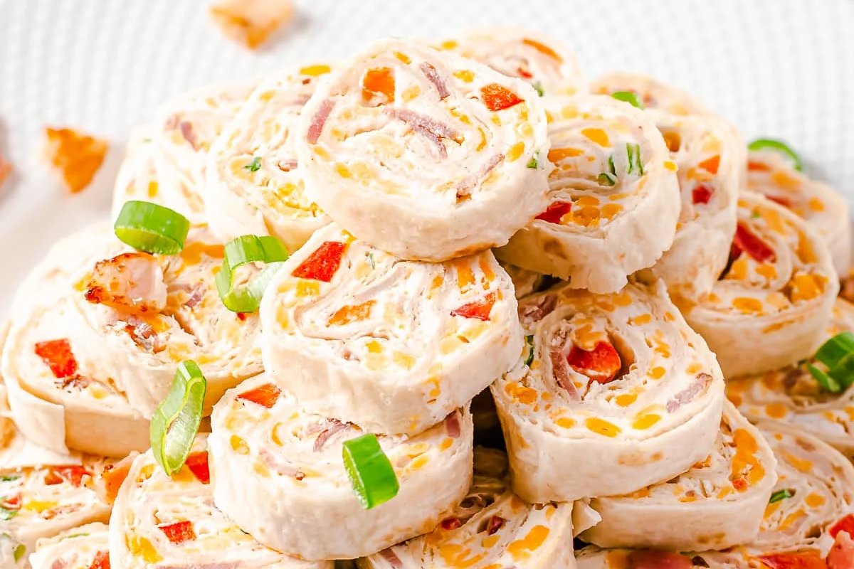Cheddar Bacon Ranch Cream Cheese Pinwheels