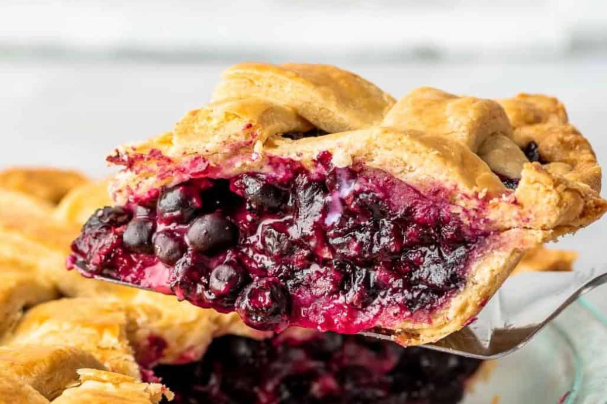 49 Blissfully Tasty Blueberry Recipes 42 Classic Blueberry Pie Recipe Easy Recipe