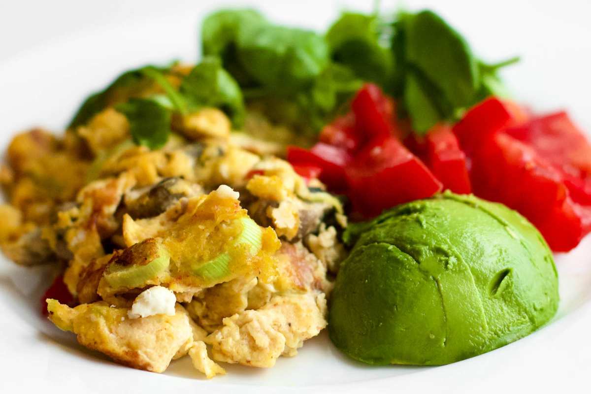 Egg Recipes For Breakfast Lunch And dinner 20 Colorful Scrambled Eggs With Vegetables.