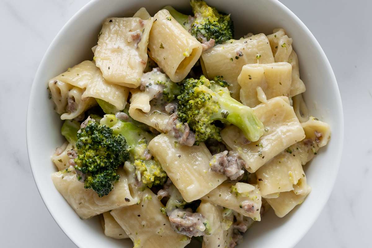 Creamy One Pot Sausage Broccoli Pasta