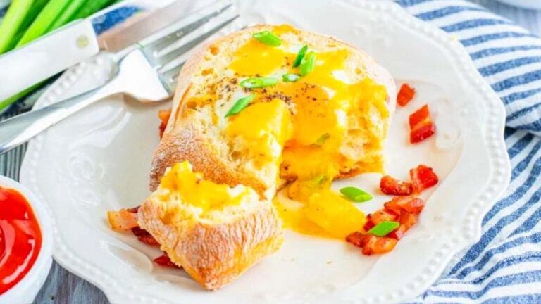 Easy Breakfast Baskets.