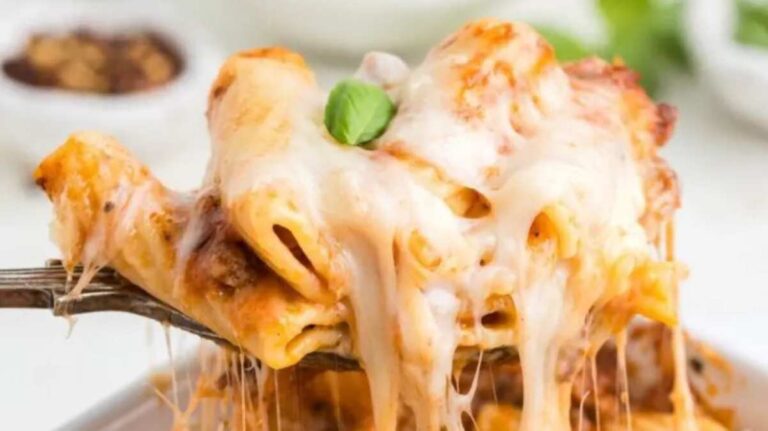 Easy Baked Rigatoni With Ground Beef.