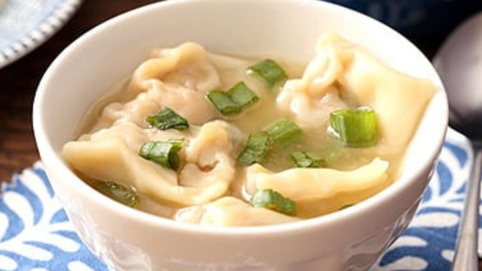 39 Easy Sunday Dinner Ideas You Can’t Go Wrong With 37 Pork Wonton Soup recipe by Homemade in the Kitchen.