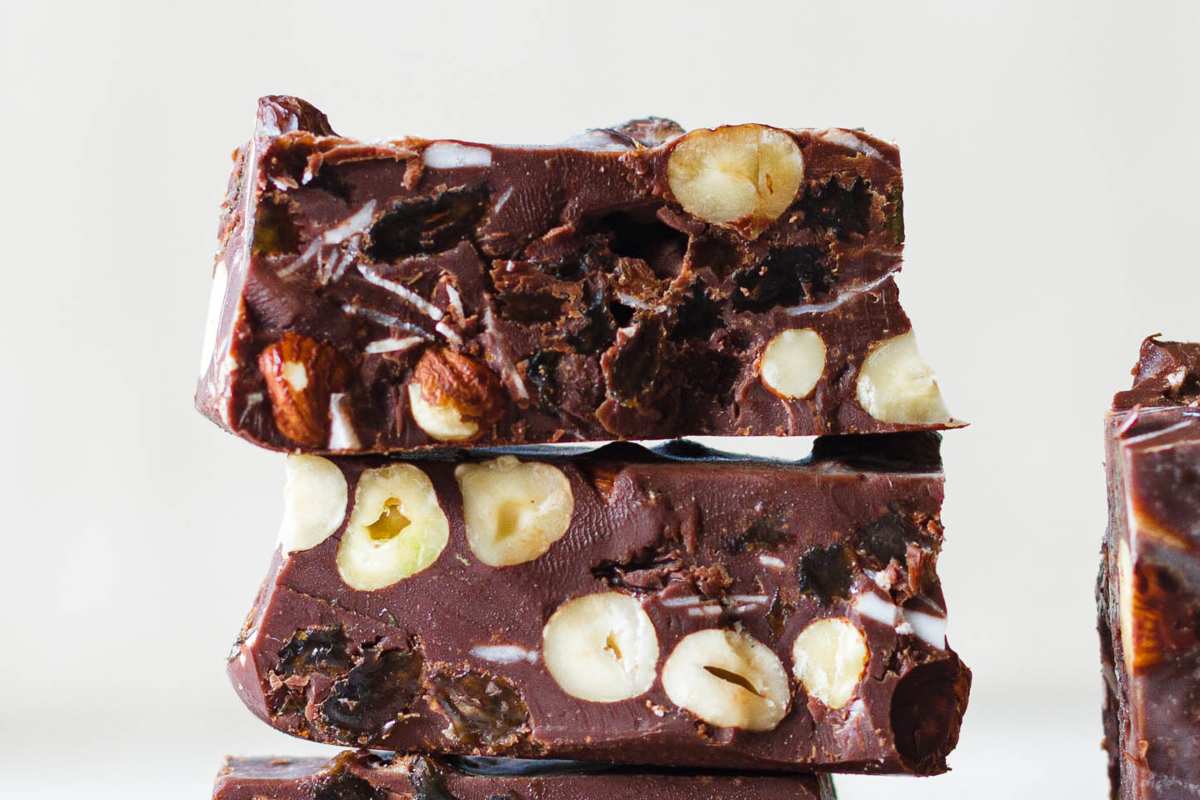 High Protein Desserts That Satisfy 25 Homemade Chocolate Hazelnut Coconut Bars.