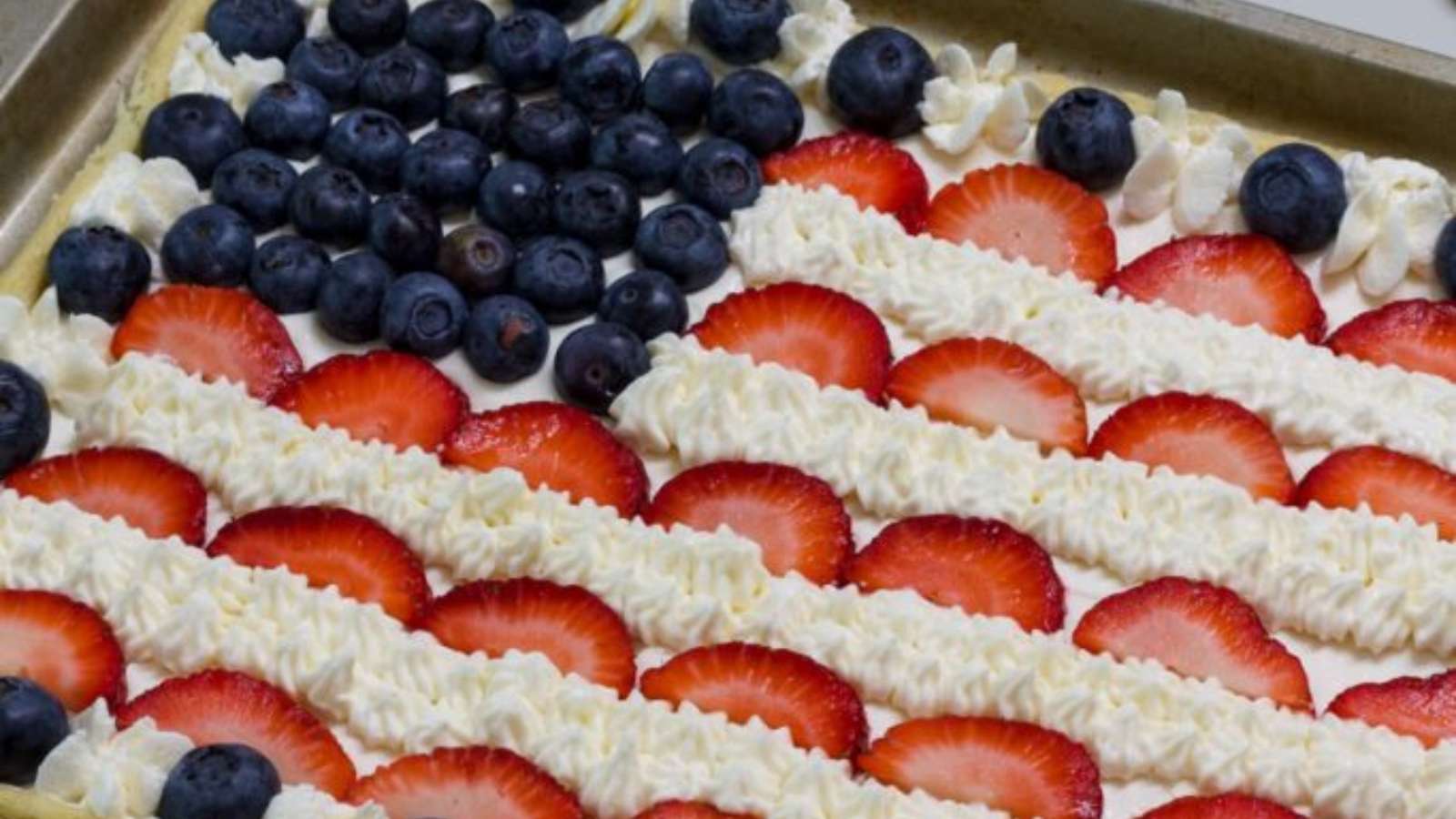 Patriotic Fruit Pizza recipe by Mindy's Cooking Obsession.