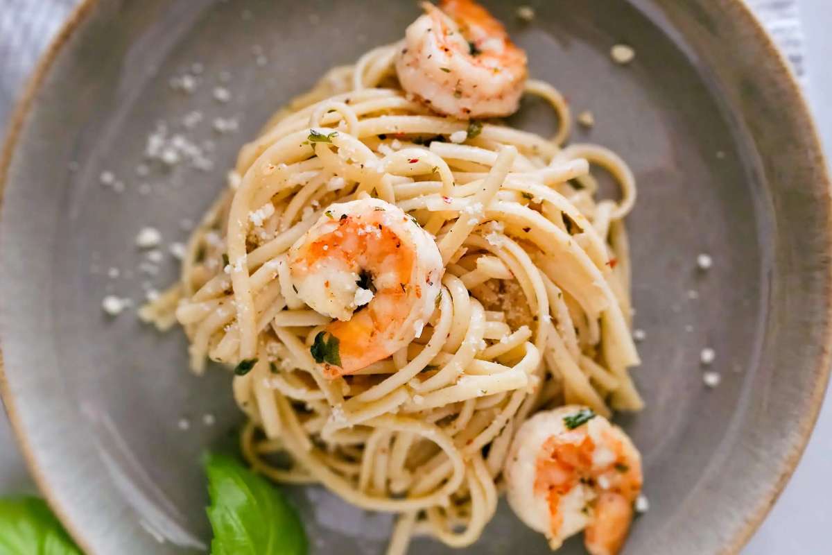 50 Spring Dinners You'll Make 100 Times 20 One Pot Basil Shrimp Pasta.