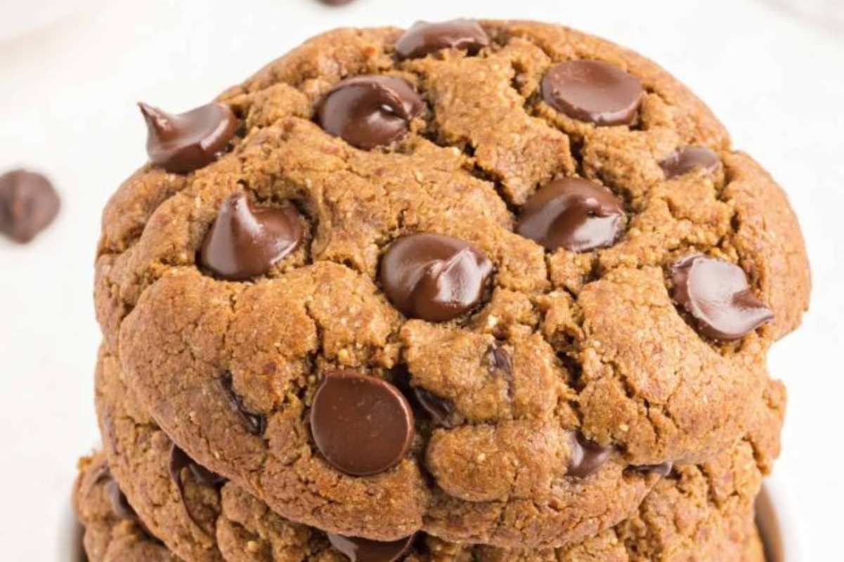 High Protein Desserts That Satisfy 22 Protein Chocolate Chip Cookies.