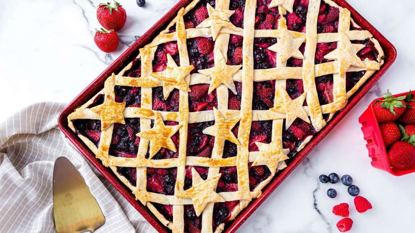 35 Desserts Perfect For Warm Day Fall Picnics 26 Easy Berry Slab Pie recipe by Two Kids and a Coupon.