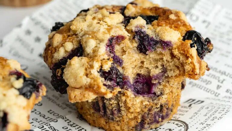 Vegan Blueberry Muffins With Vanilla Crumb Topping.