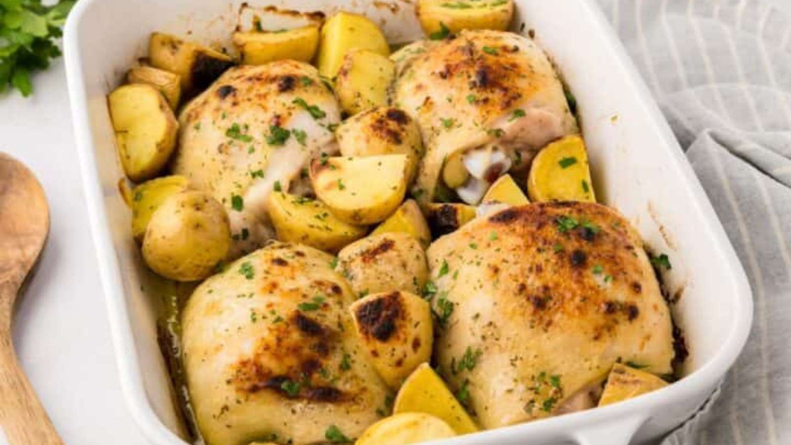 Baked Chicken & Potatoes recipe by Living Chirpy.