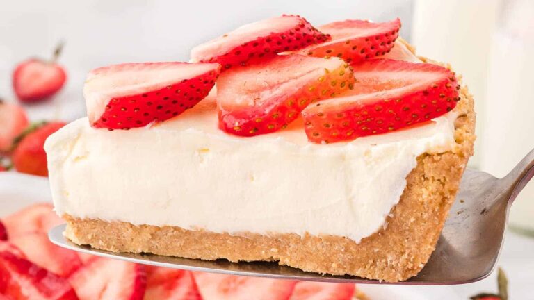 No-Bake Strawberry Pie recipe by Cheerful Cook.