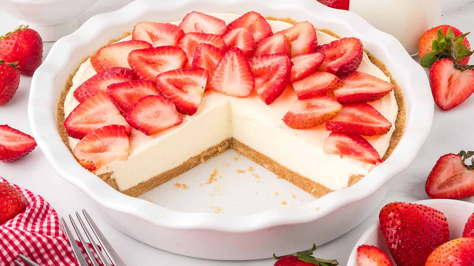 No-Bake Strawberry Pie recipe by Cheerful Cook.