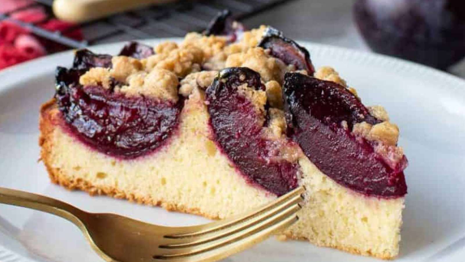 German Plum Cake recipe by Marcellina In Cucina.