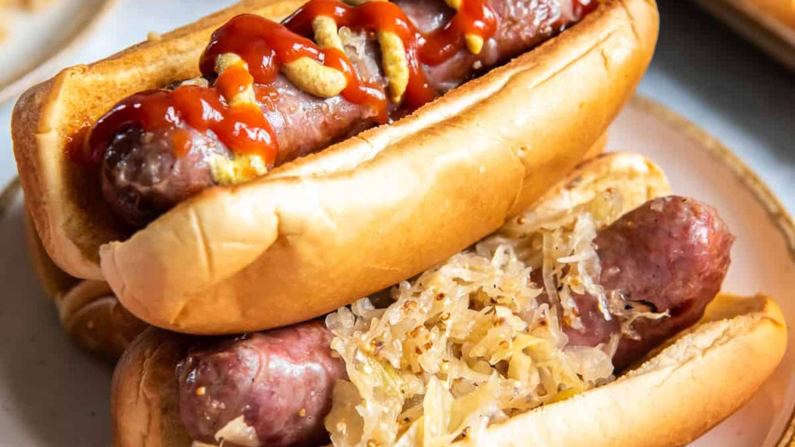 Beer Brats recipe by Valerie&rsquo;s Kitchen.