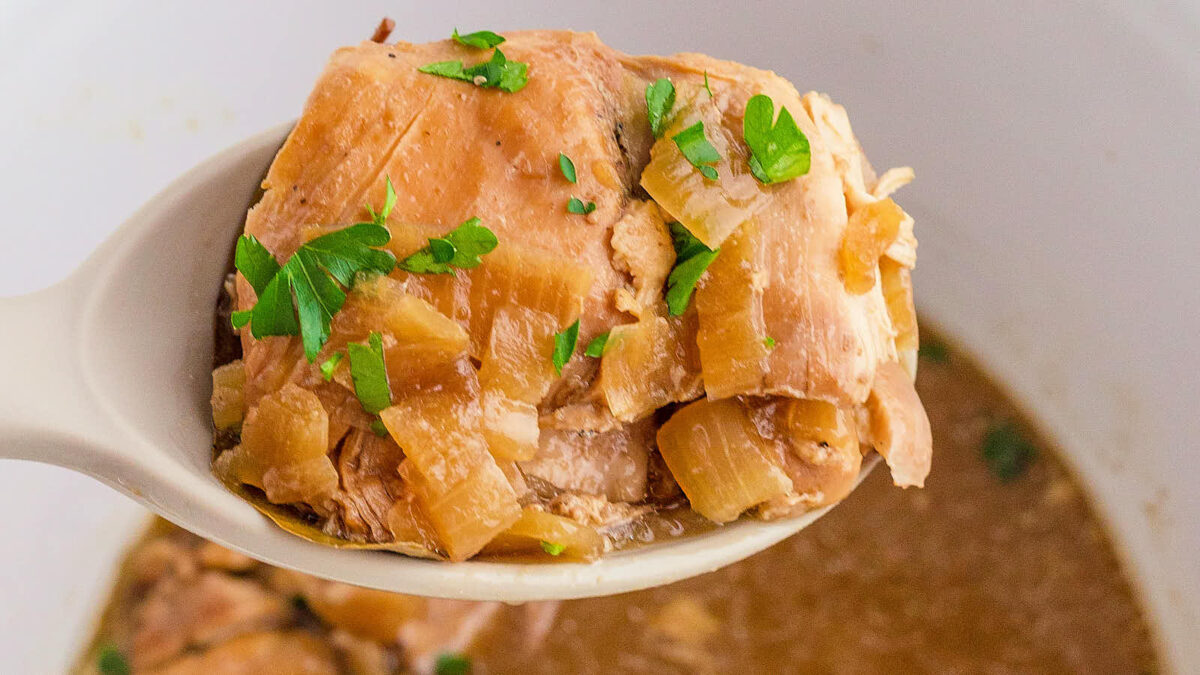 29 Easy Family Crockpot Recipes to Keep Dinner Stress-Free - PinkWhen