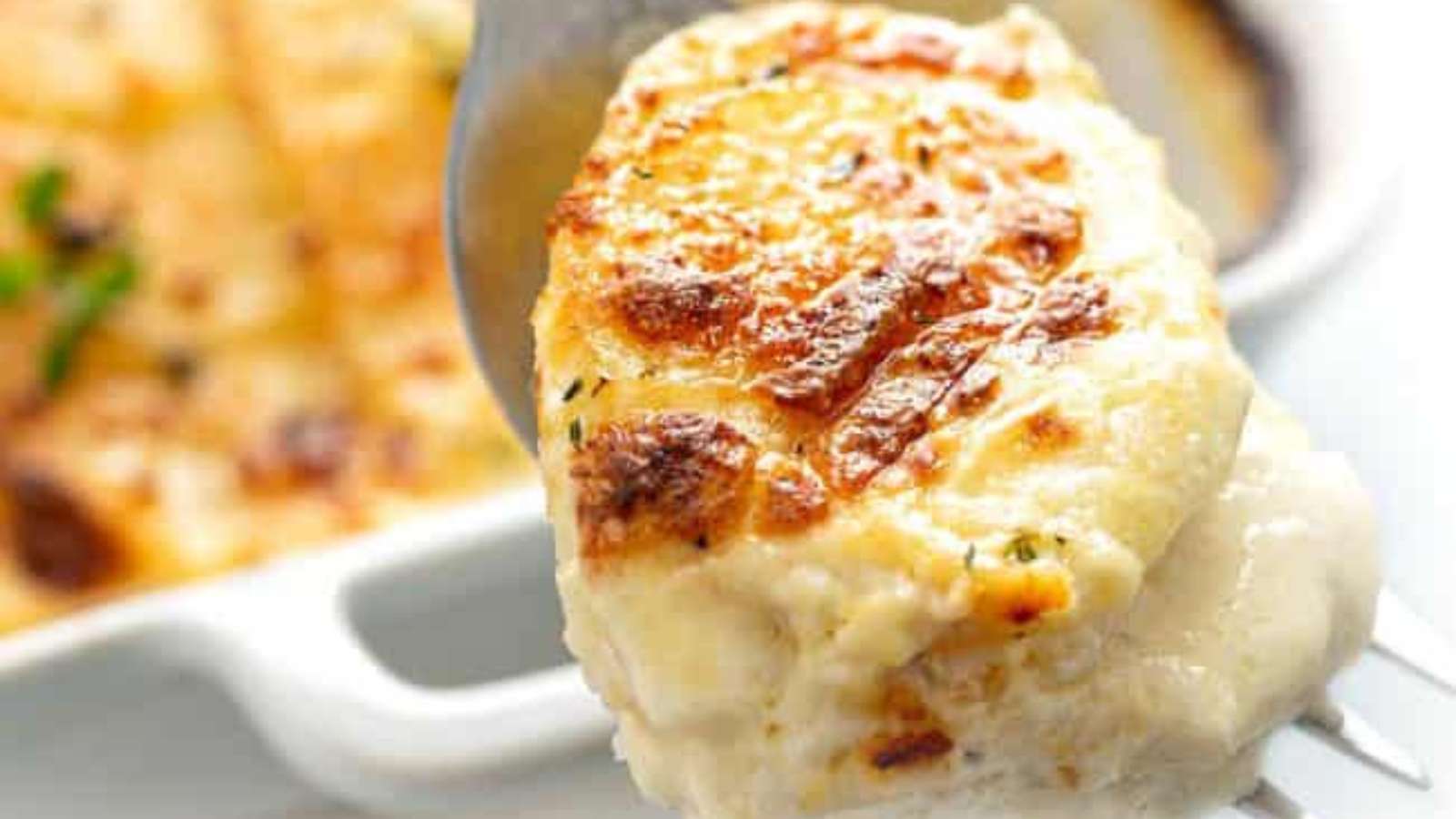 Cheesy Scalloped Potatoes recipe by Erren&rsquo;s Kitchen.