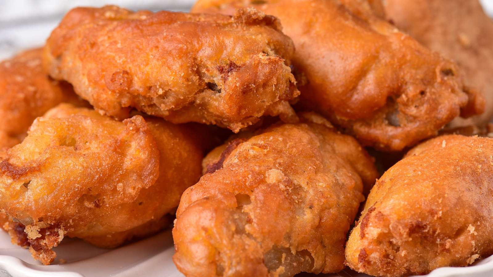 30 Best Chicken Wing Recipes Perfect For Game Day 28 Deep Fried Chicken Wings recipe by Recipes From A Pantry.