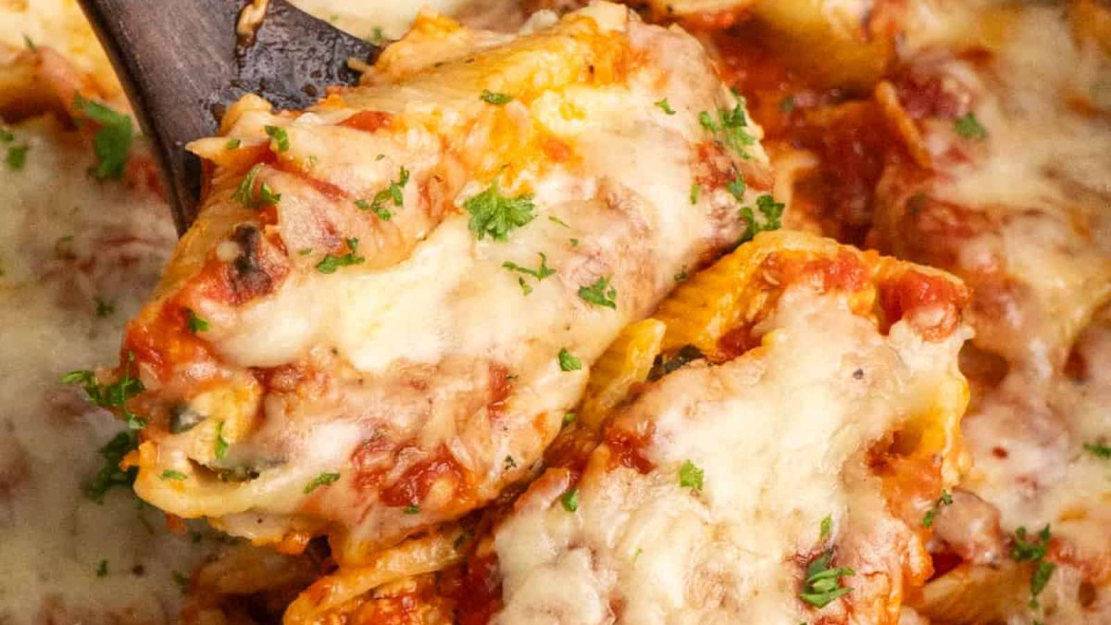 Crockpot Stuffed Shells recipe by Slow Cooker Meals.