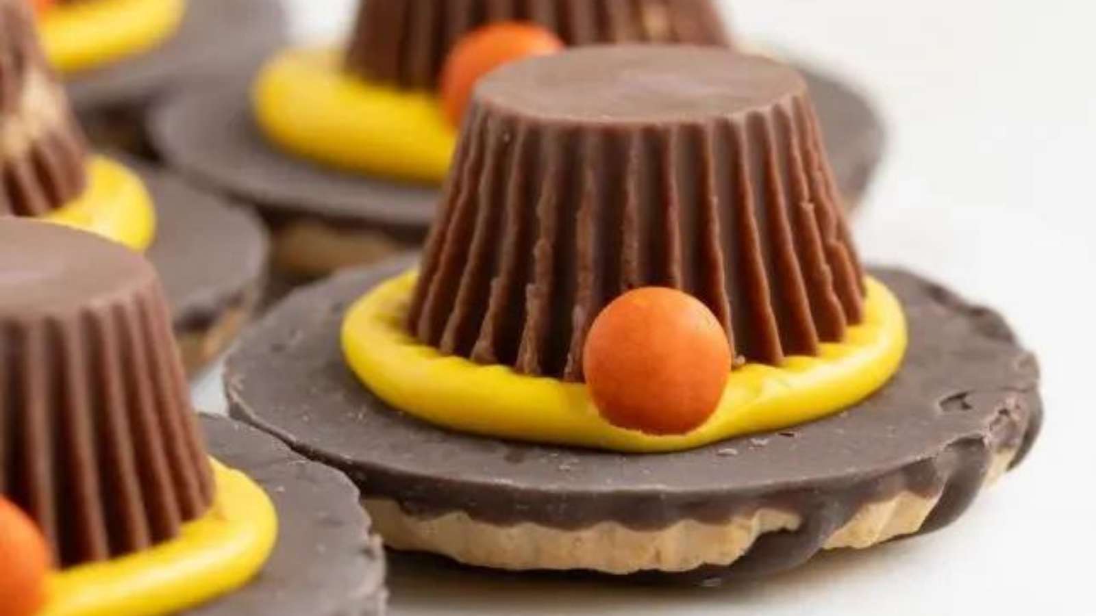 Pilgrim Hat Cookies recipe by Semi Homemade Kitchen.