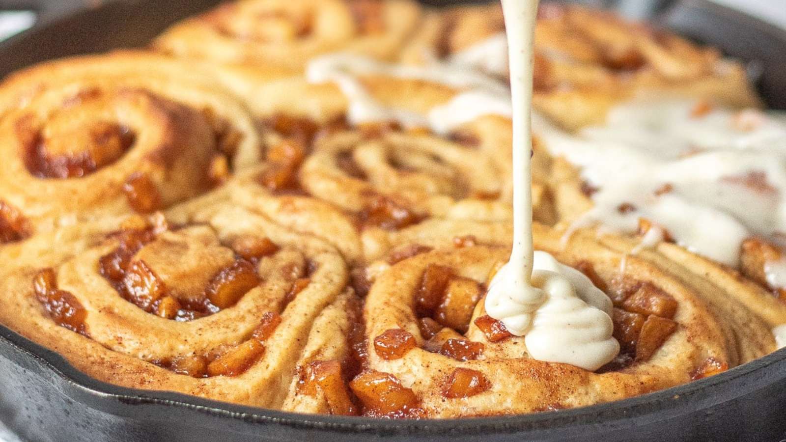 Apple Pie Cinnamon Rolls recipe by Chen&eacute;e Today.