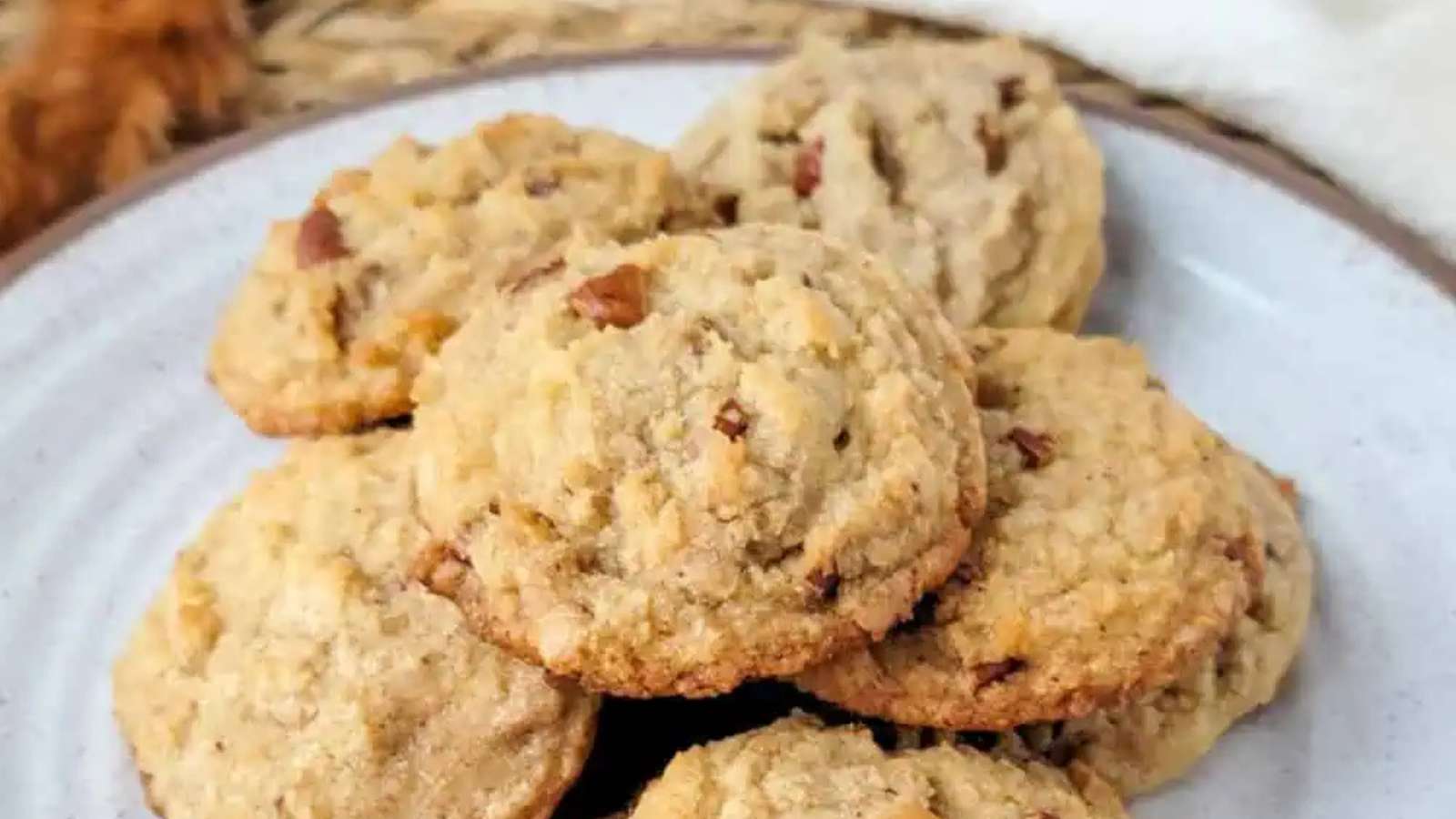 Maple Pecan Cookies recipe by The Casual Foodist.