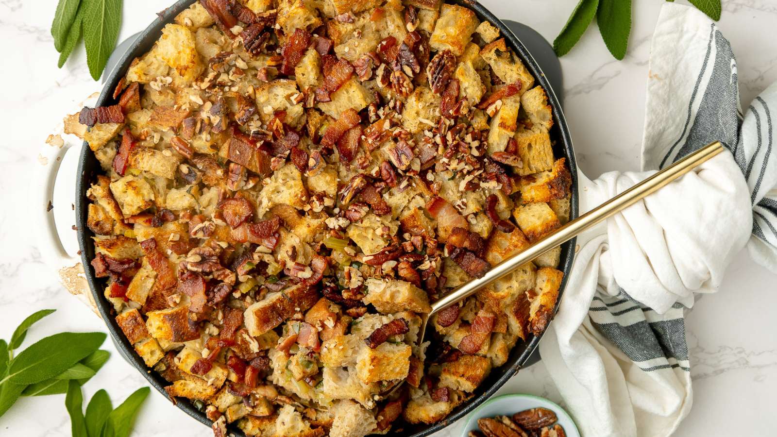 Sourdough Bacon & Pecan Stuffing recipe by The Sassy Foodie.