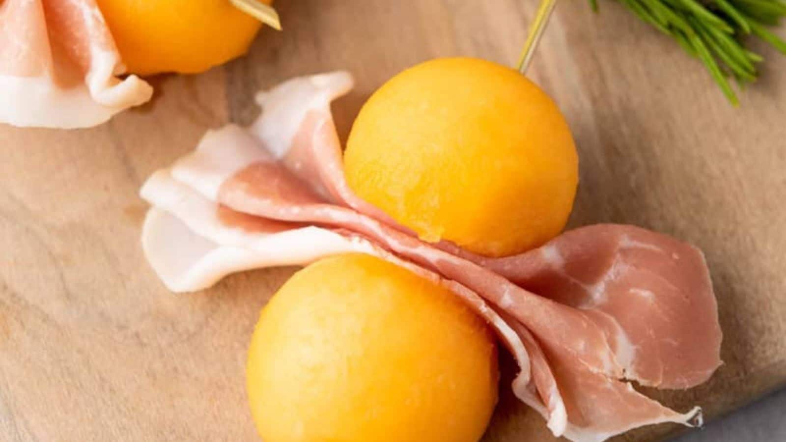 Melon Proscuitto Bites recipe by Seasonal Cravings.